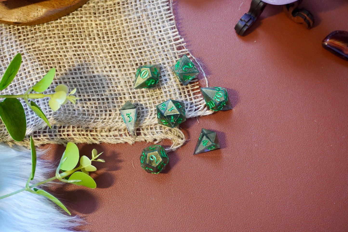 Green kameleon dice set
