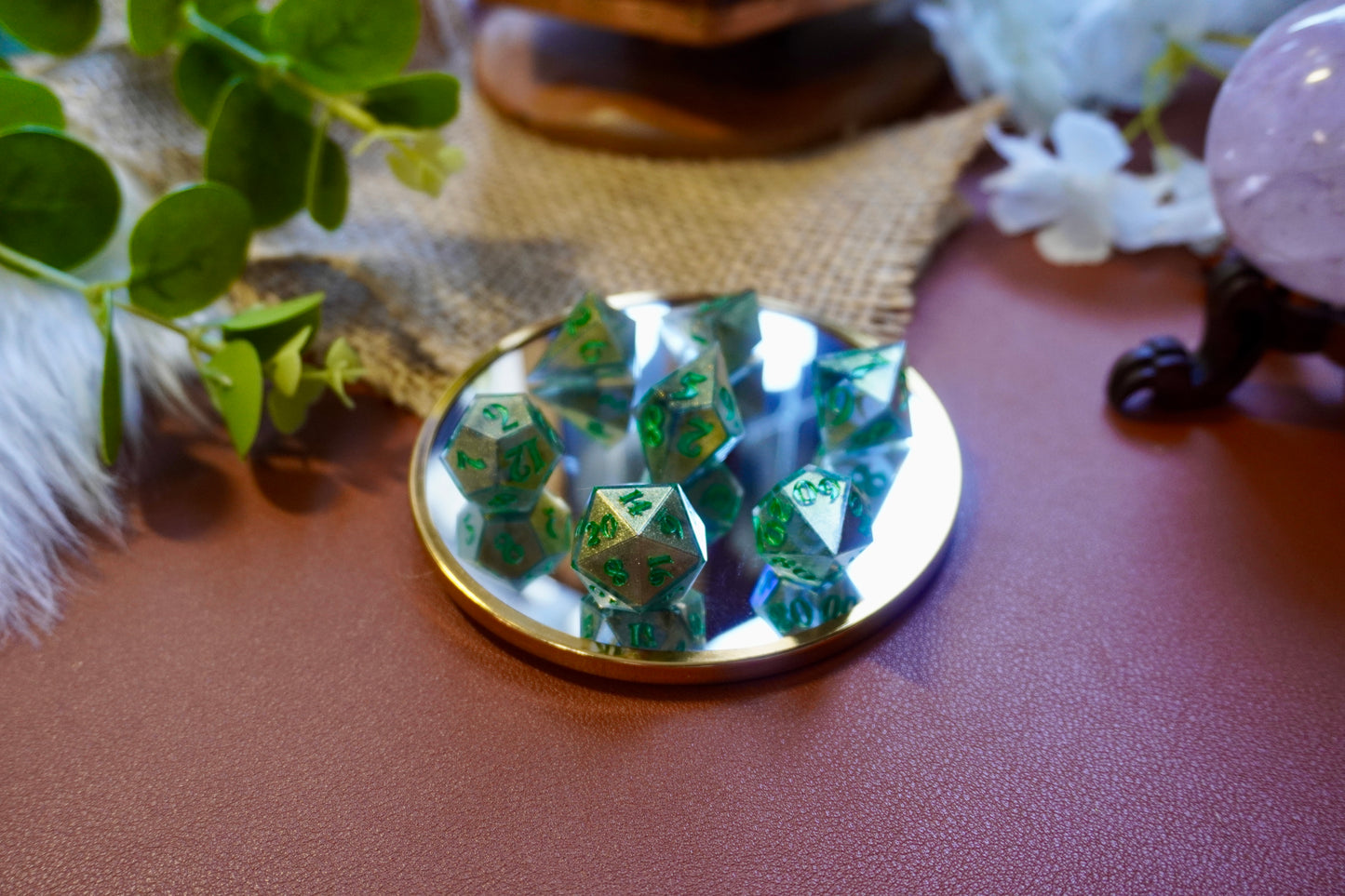 Green kameleon dice set