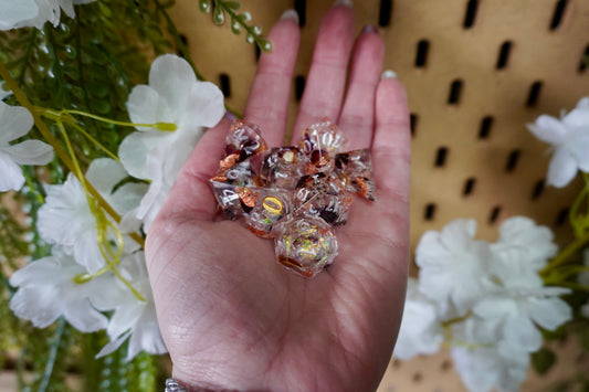 Spring court dice set
