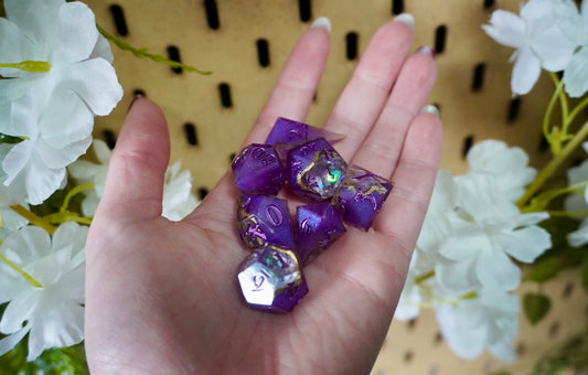Dark purple geode, dice set